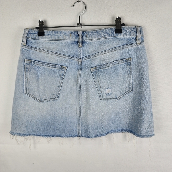 Free People We The Free Button Fly Denim A-Line Distressed Mini Skirt Size 30 - Picture 3 of 7